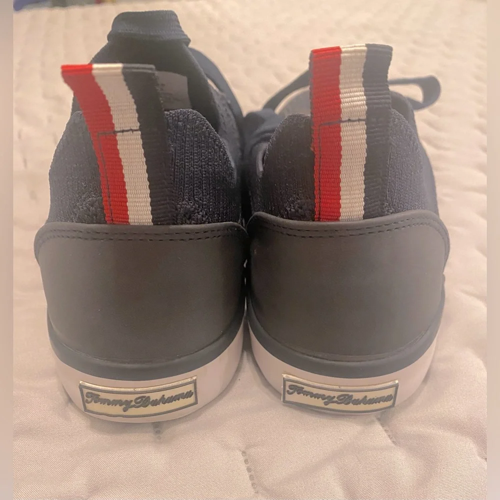 SNEAKERS- Tommy Bahama women’s size 9 1/2 navy blue - Picture 6 of 7